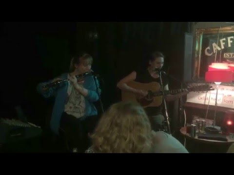 Órlaith McAuliffe and Siobhan O'Donnell - Reels