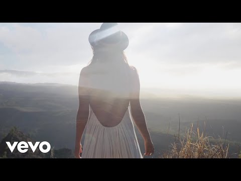 Saisha - Waves (Official Music Video)