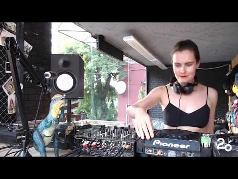 The Sonic Chaos w/ Zoya Zerkalski @ 20ft Radio