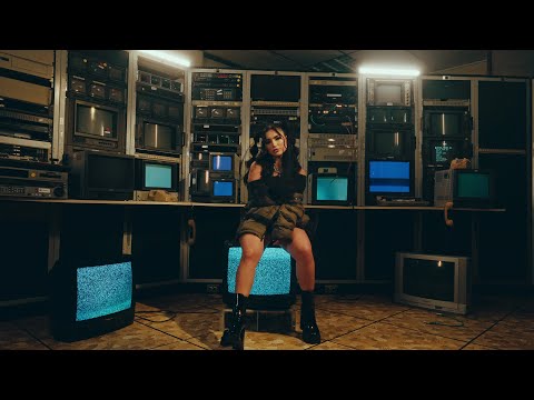 Briella - PENSANDO EN TI (Visualizer) | AL MANDO - Canal 12