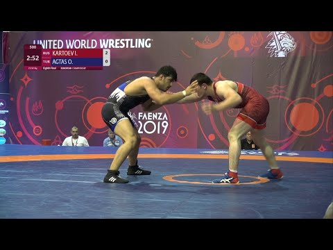 1/8 FS - 92 kg: I. KARTOEV (RUS) v. O. AGTAS (TUR)