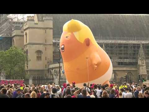 Diaper-wearing baby Trump balloon could float to United States