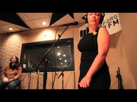 Belleruche - Cat  In A Dog Suit (Live on KEXP)