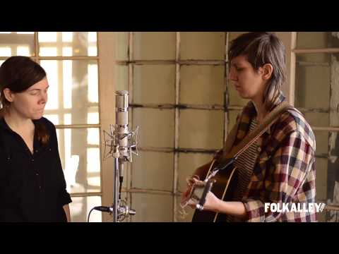 Folk Alley Sessions:  Anna & Elizabeth - "Poor Pilgrim of Sorrow"