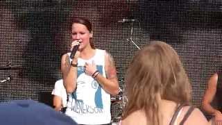 Christina Stürmer (Ich kriege nie genug vom Leben) REWE Family Berlin 8.8.15 Teil 2