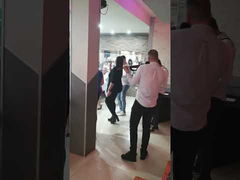 Akustik Firma i Nele plavi voz - Punoletstvo uzivo - uzivo