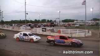 preview picture of video 'Beatrice Speedway Memorial day 2012'