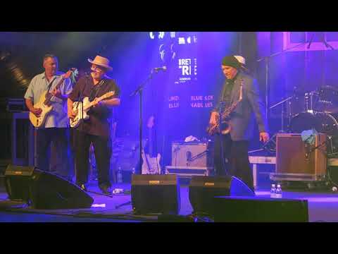 Duke Robillard & Sugar Ray Norcia  - Live in Paris 2009