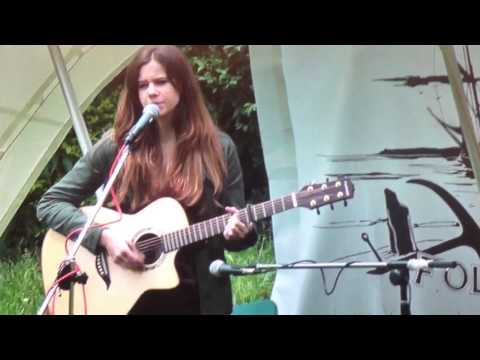 Zoe Wren at Leigh Folk Festival 2013
