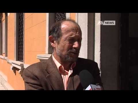 VIETATO FUMARE IN PIAZZA