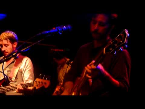 Portugal. The Man - People Say / Don't Look Back In Anger (Amsterdam 11/24/11)