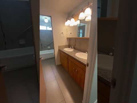 Grand Blvd. 2801 S* - Video 2 of 2