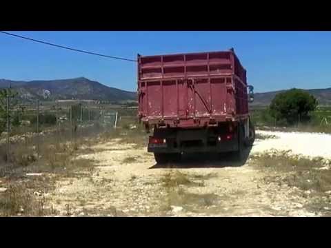 Scania 93M 220 dumper truck reversing
