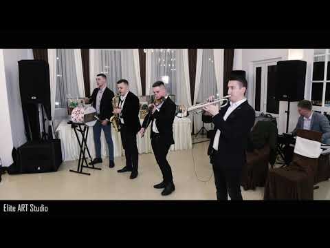 Formatia Elegant-Un Colaj Bogat de cantece