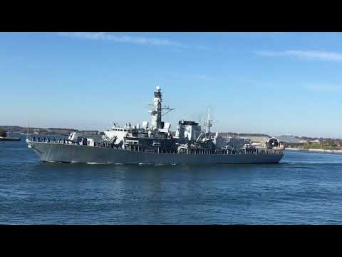 HMS Montrose sails off on deployment, 29.10.2018