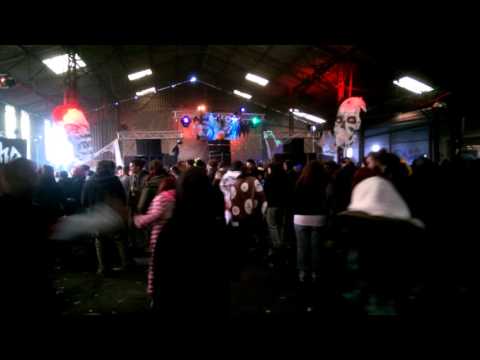 Rave on the dead 31/10/2015 gasny 27. 3 façades.(4)