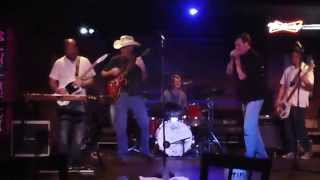 Jason Lynn plays custom Tele through Grammatico Kingsville