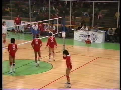 1986/87 pallavolo femmine: PVF "LATTE RUGIADA" MATERA - Caltagirone (Serie A2) #volley #vintage