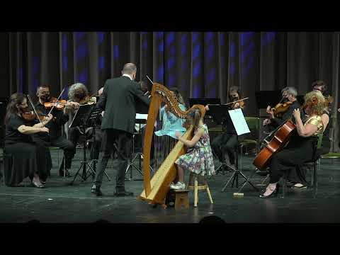 Kornèlia Harmath 7y.o. - Concerto in C major RV 534 by Antonio Vivaldi - Szeged Symphony Orchestra