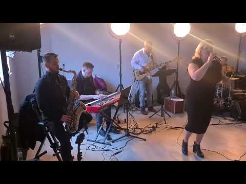 "Nie było miejsca" Edyta Szewczyk & komandosi