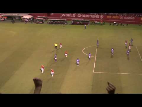 Inter 2 x 1 EMELEC - Golaço do Nei filmado da arquibancada FULL HD