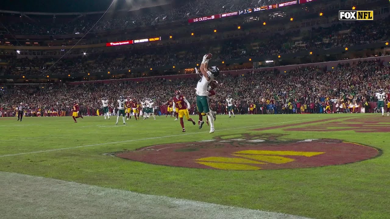 Hurts high points Goedert for an Eagles' score