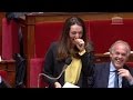 Valérie Boyer prise d'un fou rire à l'Assemblée nationale