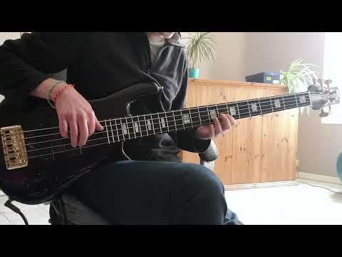 String - Englishman In New York - Walking Bass