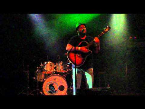 Josh Heinrichs - Crucial (Live & acoustic)