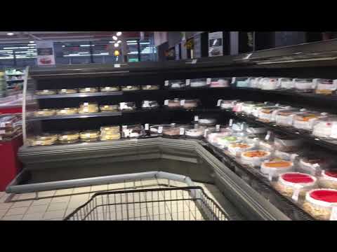 Foodistani’s visit to super u Mauritius for cakes