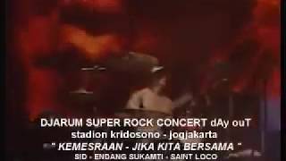 Download lagu Superman Is Dead, Endank Soekamti, Saint Loco - Kemesraan & Jika Kami Bersama ( Live Jogja 2012 ) mp3