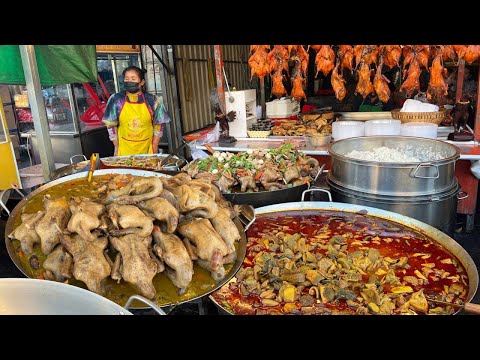 Amazing Site Selling Steam Duck, Chicken & More Food @Chhouk Meas - Best Phnom Penh Street Food