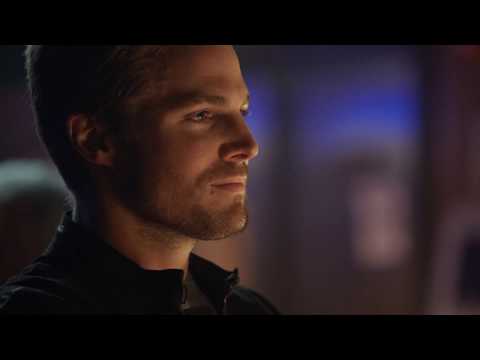 Arrow 1x06 - Oliver Offers a Job to Derek Reston