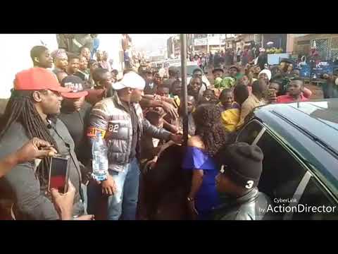 Lady Ponce exprime sa reconnaissance en chanson