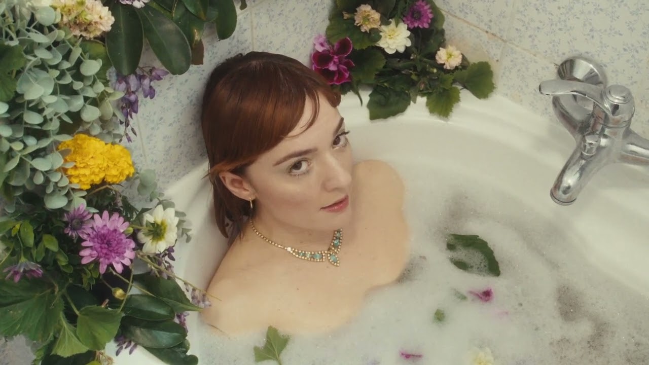 Maria Antonietta — Viale Regina Margherita (Visual Art Video)