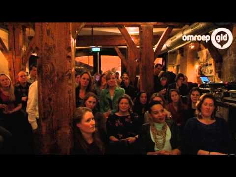 deBUZZ  5 februari 2013