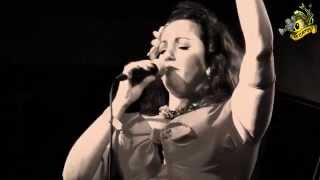 ▲Laura B & The Moonlighters - Good rockin daddy - Vintage Roots Festival 2014
