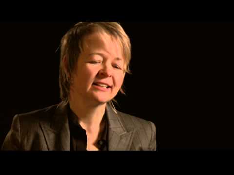 download lagu mp3 mp4 Sarah Waters Interview, download lagu Sarah Waters Interview gratis, unduh video klip Sarah Waters Interview