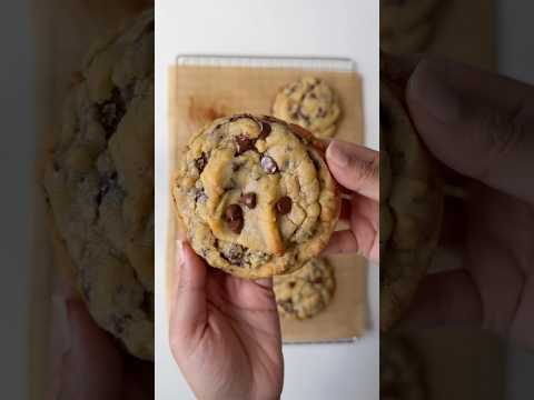 Thick Chocolate Chip Cookies