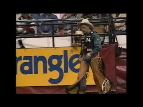 Smoke Ring bucks Pete Hessman - 00 PBR Albuquerque