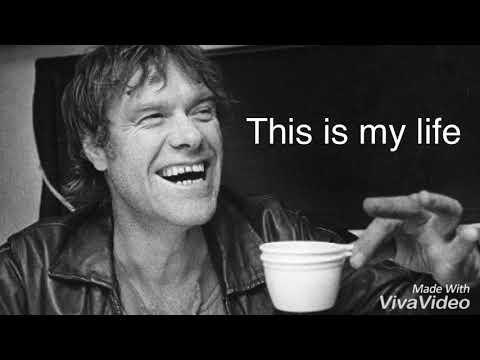 Kim Larsen - This is my life (Lyrics)