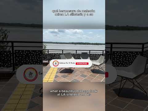 Malecón a la orilla del río magdalena para el disfrute familiar  puerto triunfo Antioquia Colombia.