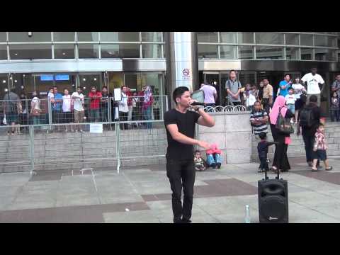 Shawn Lee Beatboxing at KLCC busket 2013