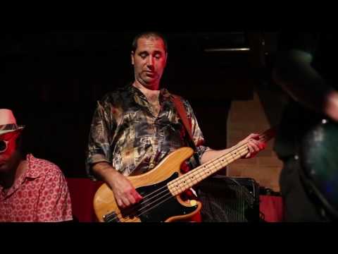 Ena pá 2000 - Chuva dourada @ Titanic sur mer - 09-06-2016