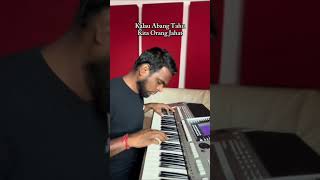 Download lagu Keyboard By Santesh - Simpang 302 (Instrumental) mp3 Download lagu Keyboard By Santesh - Simpang 302 (Instrumental) mp3
