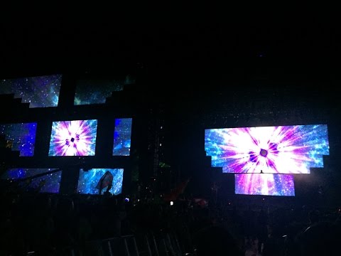 Alesso @ Ultra Europe 2015  Shapov - Vavilon / Sonic One vs twoloud -  The Drums