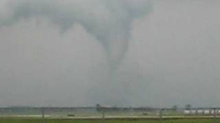 preview picture of video 'Grand Forks Tornado'