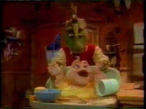 Dinosaurs - Baby Sinclair & the Cookie