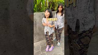 Download lagu How It Feels to Wear Balinese Kebaya for the First Time 🌼. mp3