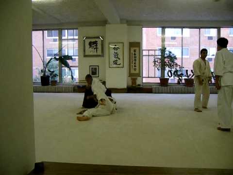 Yokomenuchi Irimi otoshi